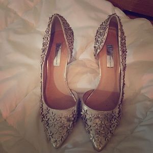 Gold flower INC pumps